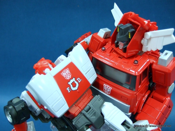 MP 33 Masterpiece Inferno   In Hand Image Gallery  (97 of 126)